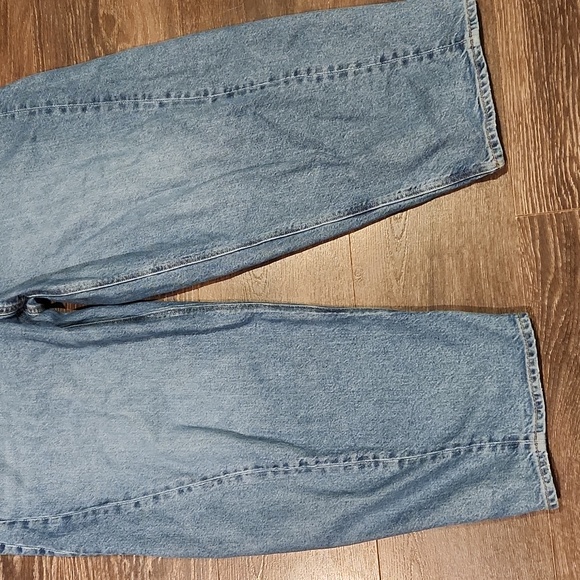 ❤️ AMERICAN EAGLE HIGH RISE BARREL JEANS, 16S (33 SHORT) - Picture 4 of 10